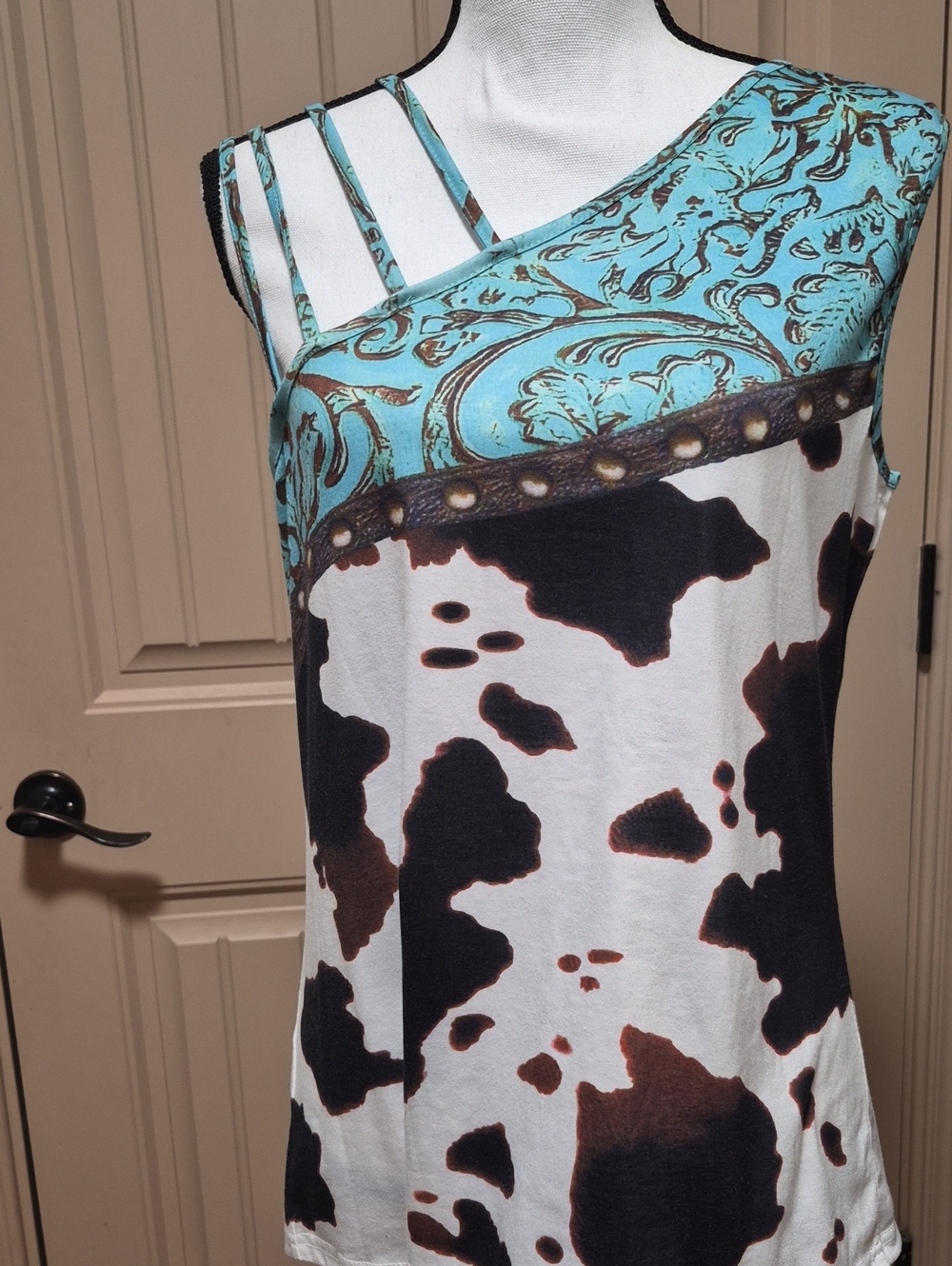 M Cow Print Tank Top Turquoise Paisley